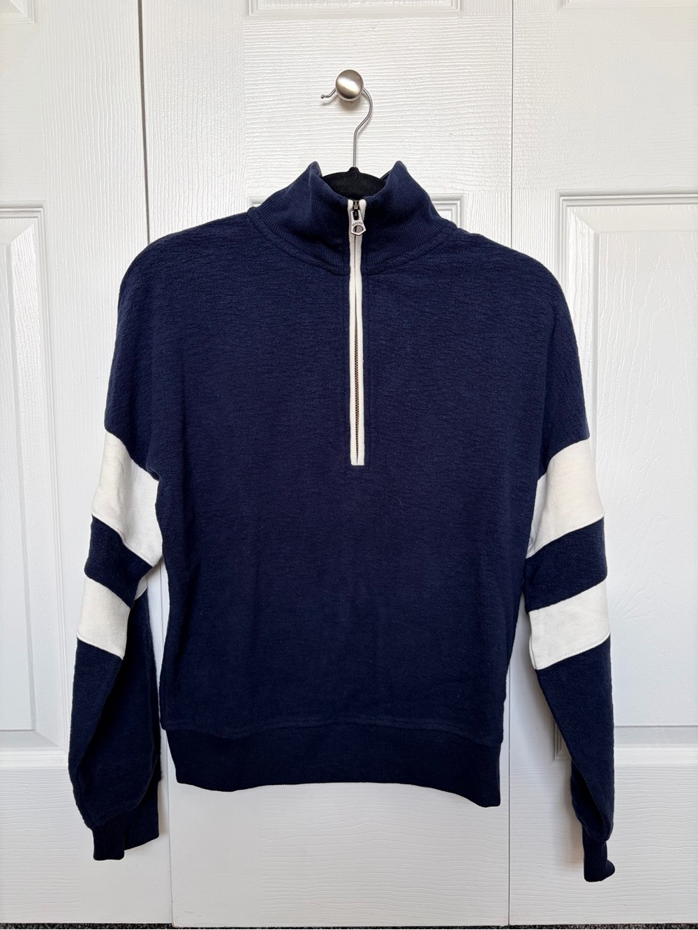 NWT Women’s Faherty Beach Fleece Quarter Zip-Navy XS
